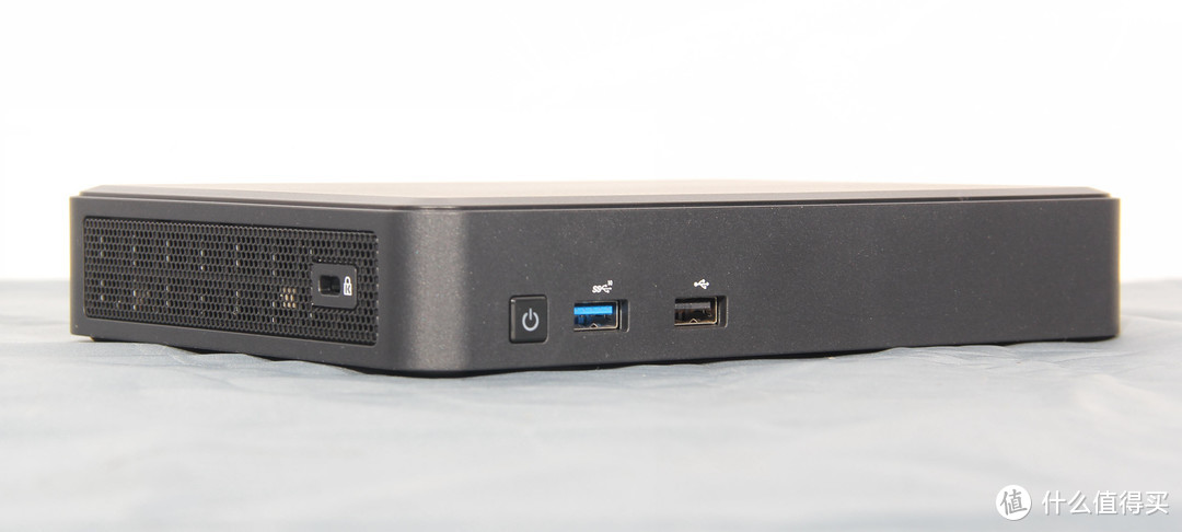 灵感居然是刀锋式服务器——intel NUC Element实测