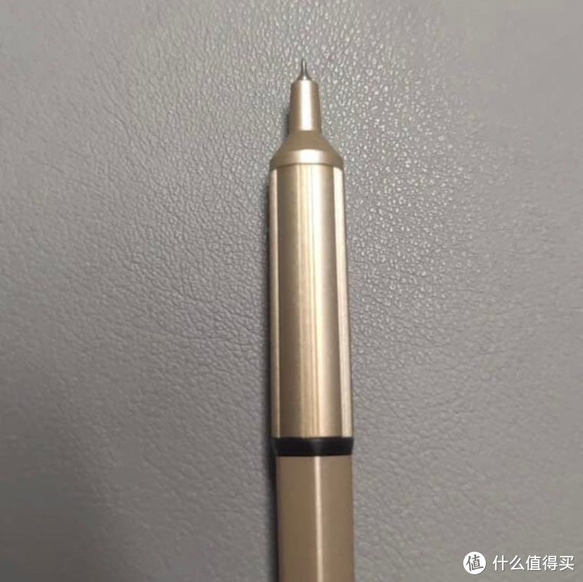 2020年日系文具大赏得主——三菱，世界上最小的的圆珠直径中油笔。