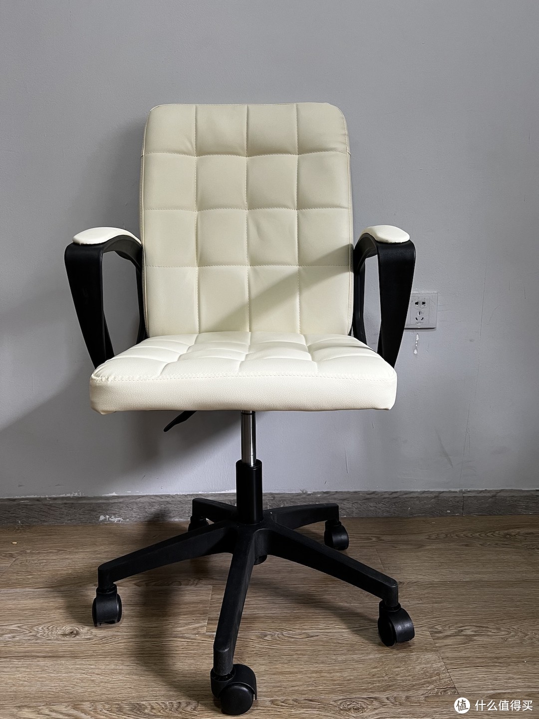 300元价位七把电脑椅的一些使用感受，对比高端人体工学椅