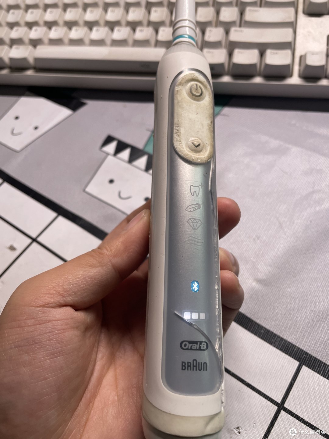 带小海绵,烙铁架,小卷锡丝,一盒松香40w最初级的烙铁77五件套到货后