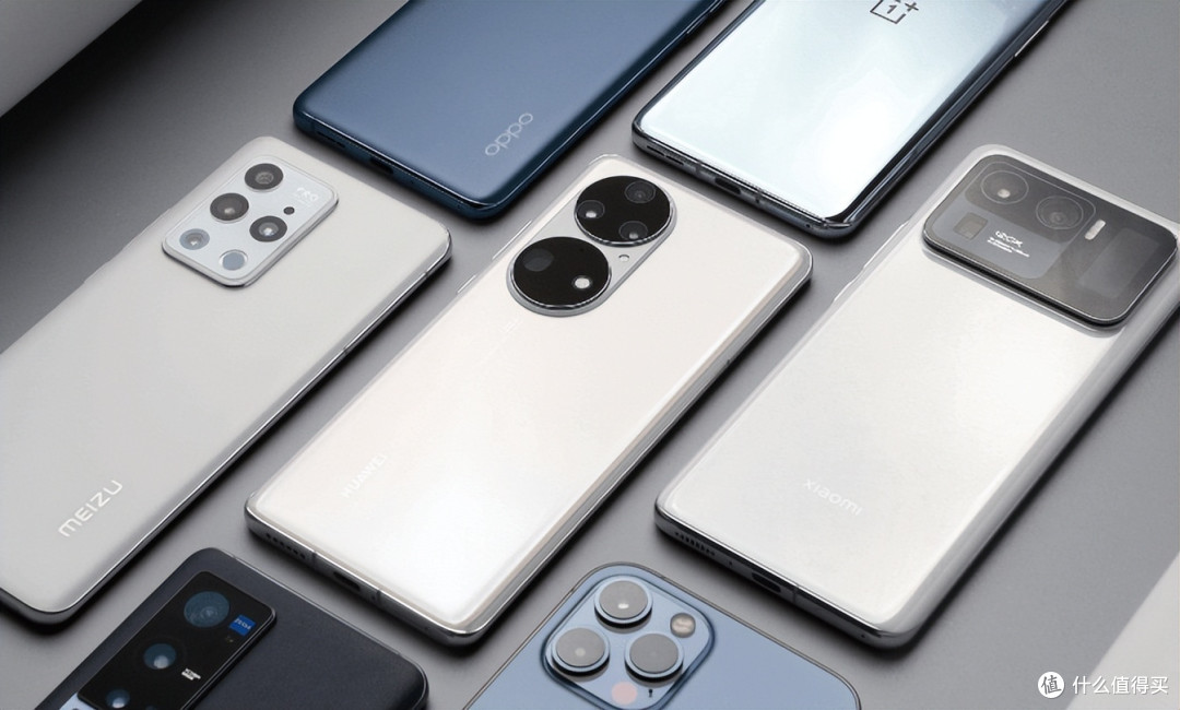 2022年买手机认准旗舰机原因有二这3款手机目前最值得买