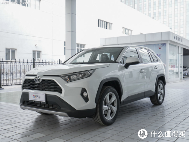 合资品牌紧凑型SUV如何选？第五代途胜L对比丰田RAV4荣放