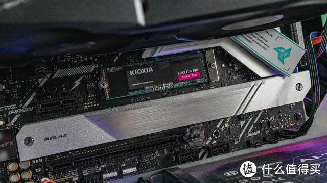 PCIe 4.0 固态硬盘怎么选？铠侠(KIOXIA)SE10 1TB「测评」