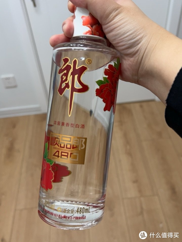 买酒时，你更注重“包装”还是“酒质”？老酒鬼直言：包装比酒贵的直接放弃