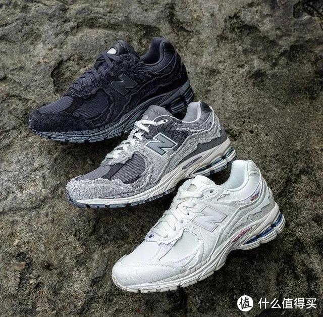 天气渐暖，好看、经典又复古的New balance买起来吧！