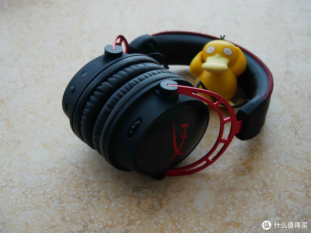 超超超长续航——HyperX 阿尔法无线游戏耳机