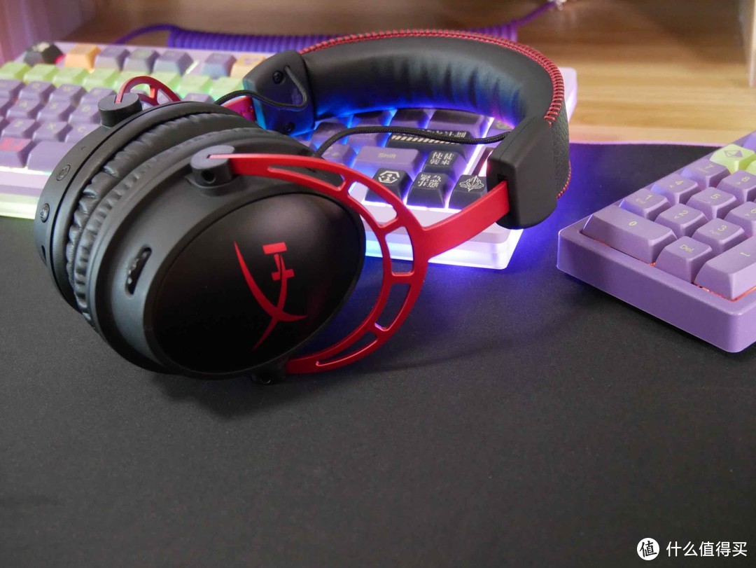 超超超长续航——HyperX 阿尔法无线游戏耳机