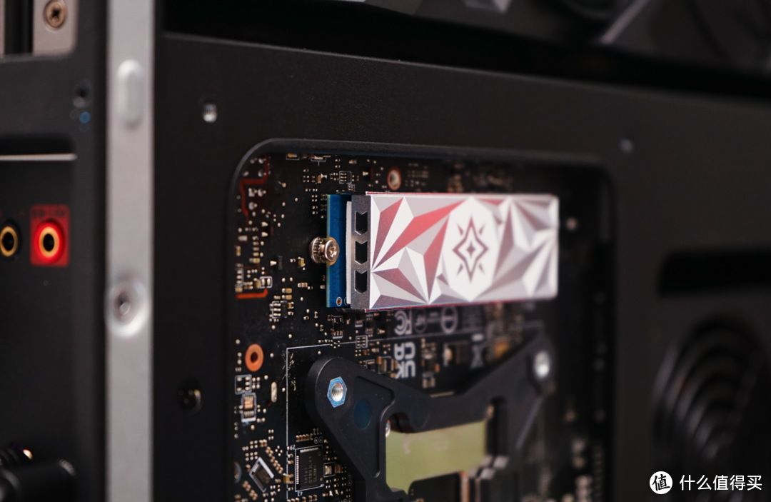 影驰星曜X4 SSD上手评测：虽是入门级，但颜值与质价比格外突出