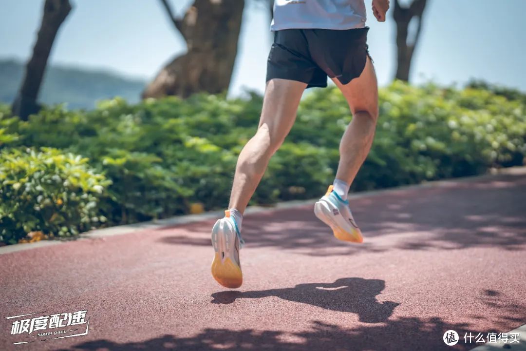 李宁飞电就改个鞋面，能行吗？