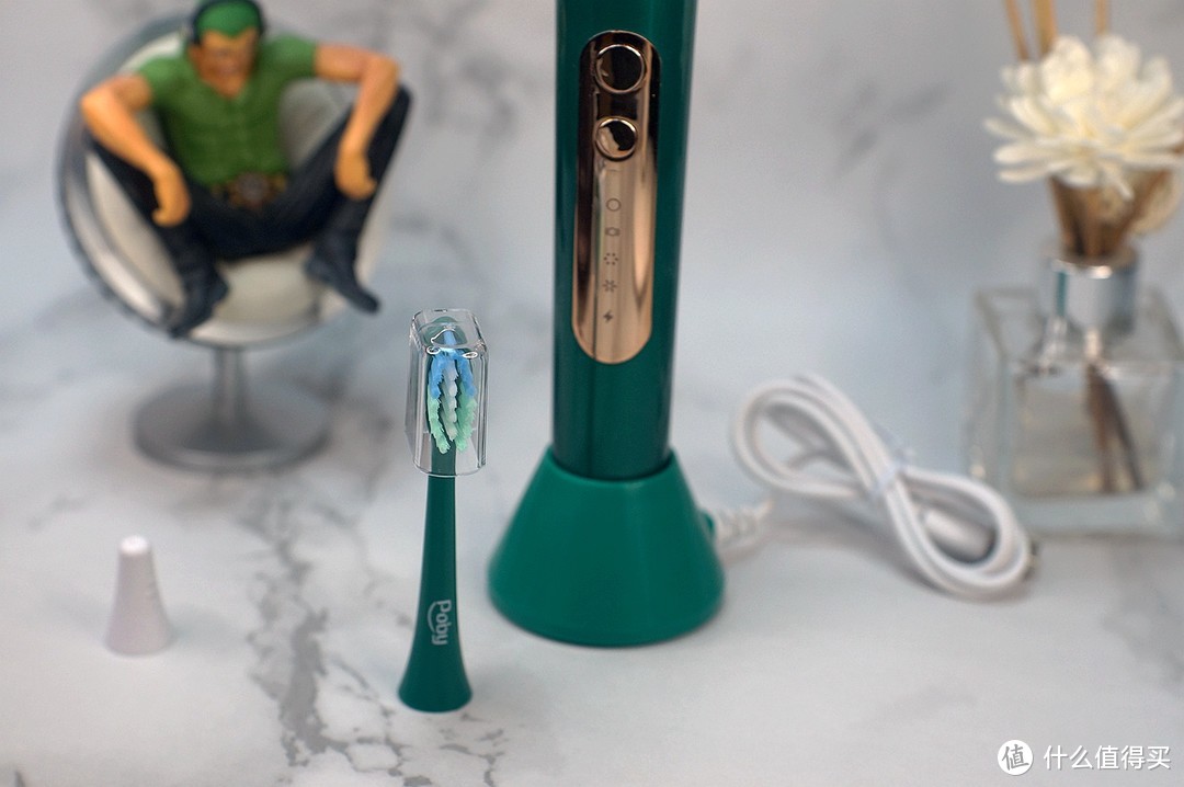 12级细分刷牙频率有颜值有功能的Poby电动牙刷