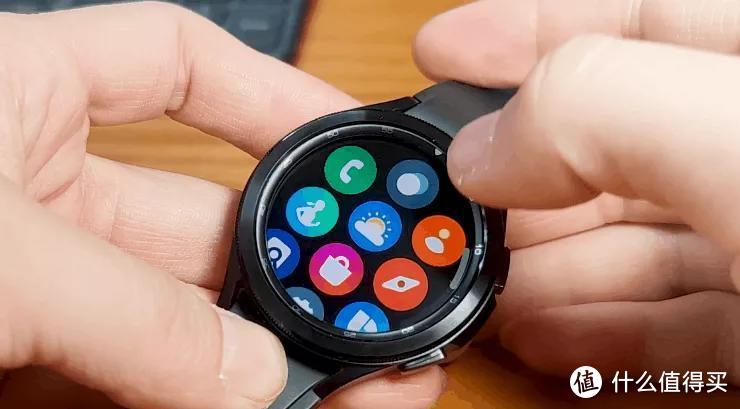 硬件和软件的完美融合，Galaxy Watch4 Classic