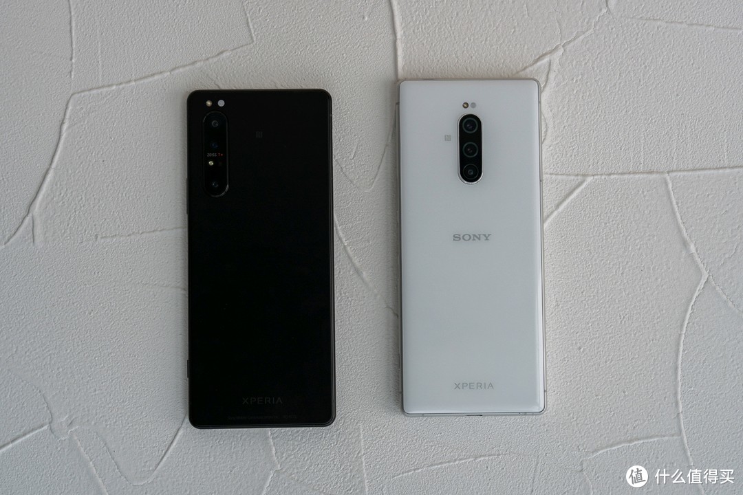 XPERIA 1 II与XPERIA 1