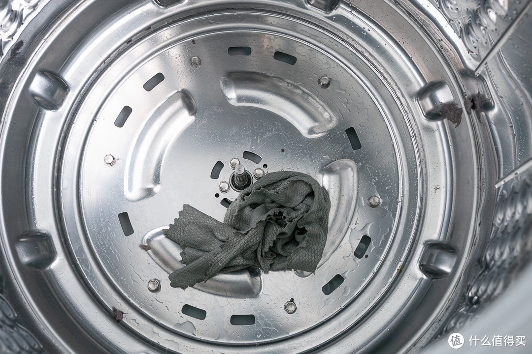 洗衣机越洗越脏？来看看高端波轮洗衣机如何解决洗衣机二次污染