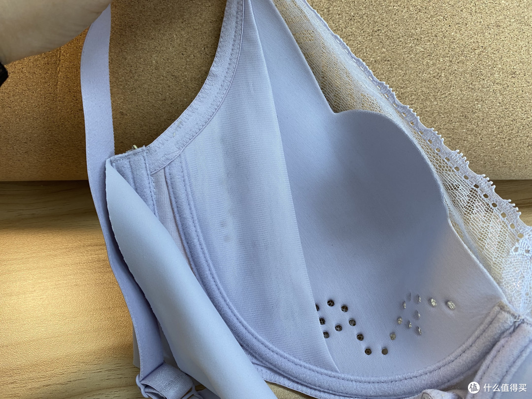 送妈妈,送老婆,送女友,送爱慕洞力装花瓣内衣,准没错_文胸_什么值得买