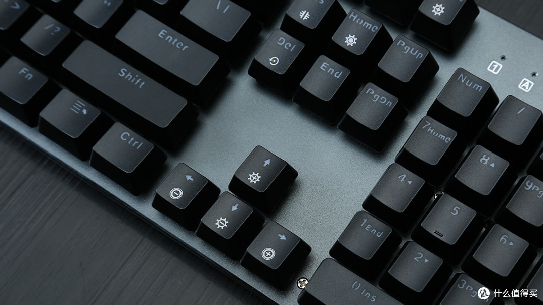 雷柏v520rgb幻彩背光防水游戏机械键盘评测