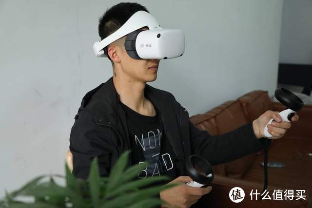 2022值得入手的VR一体机，全方位无短板的奇遇Dream Pro VR一体机