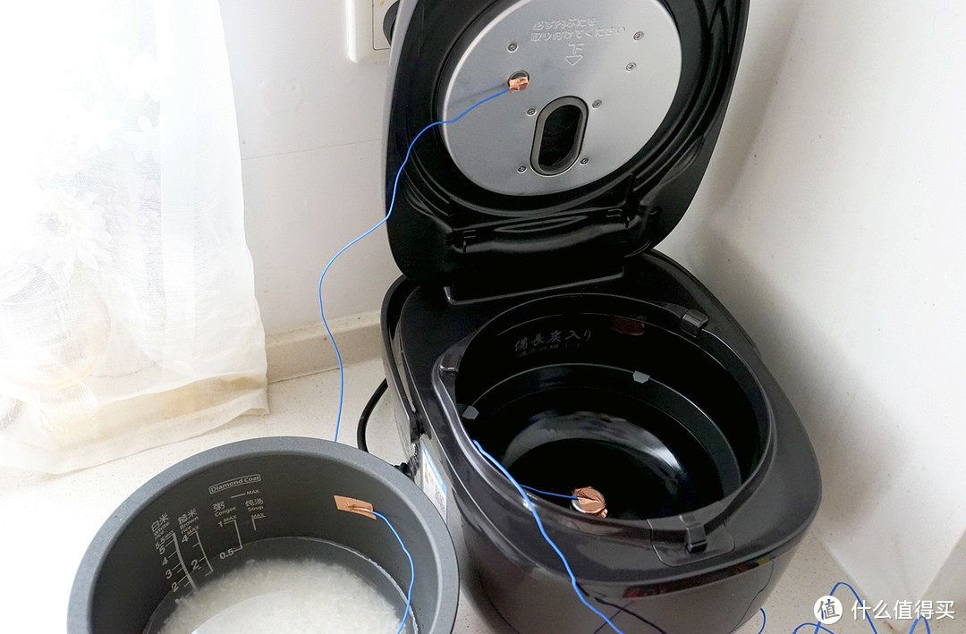 3000的电饭煲被500的电压力锅吊打？实测高端原装进口电饭煲煮饭到底香不香！