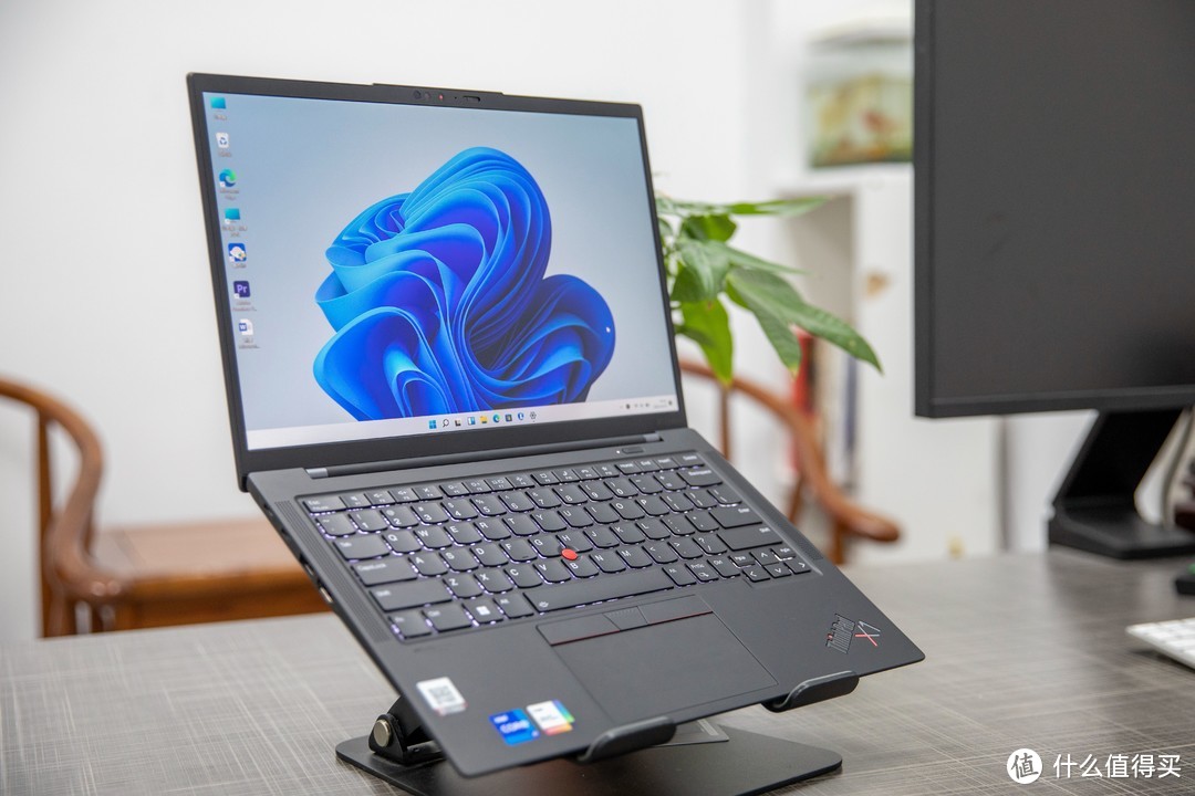 超美品】Thinkpad X1 Carbon Gen6 i7 512G 16G 人気アイテムをお得に