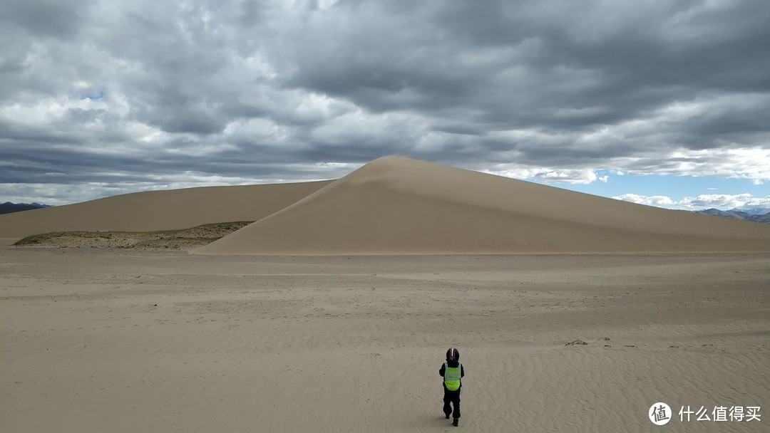 第一次在西藏遇到沙漠，也算弥补在新疆错过沙漠公路的遗憾了