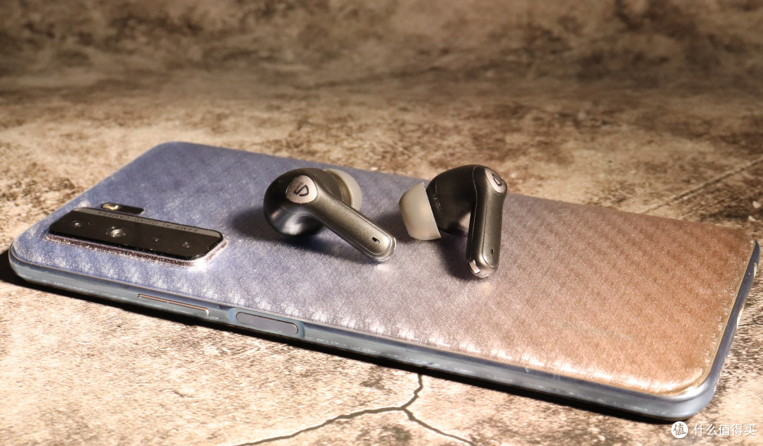 拿了vgp双料大奖的这国产耳机多硬核泥炭air3pro蓝牙耳机测评