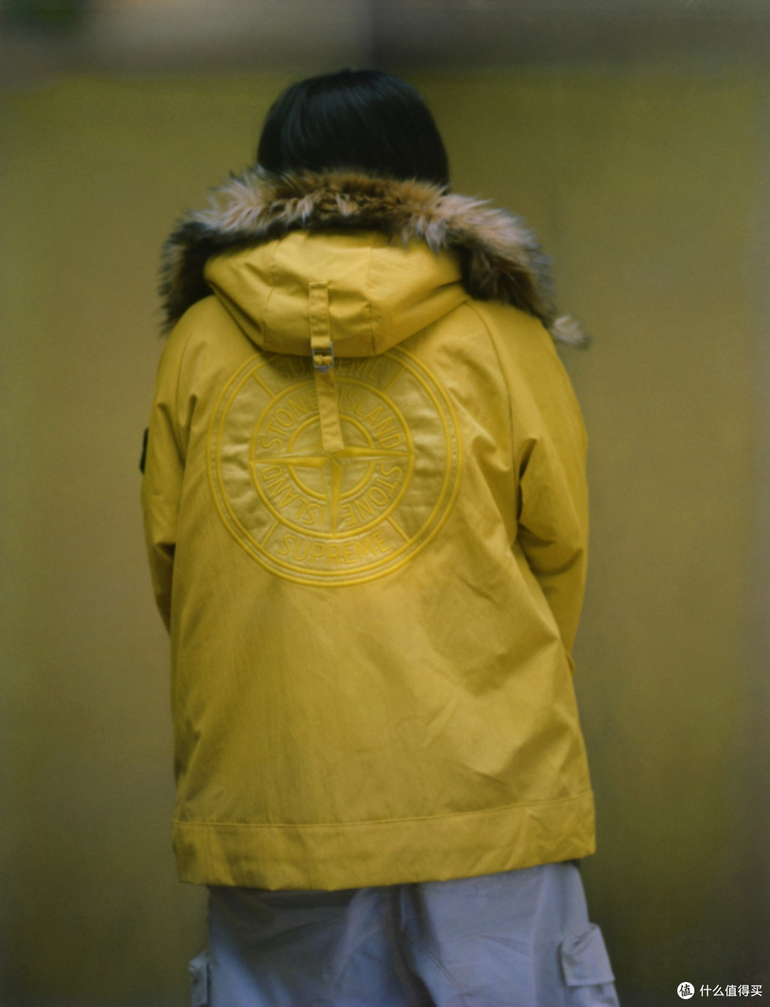 夏天卖貂还把蒙娜丽莎放身上这波supreme与石头岛的联名能否成为话题