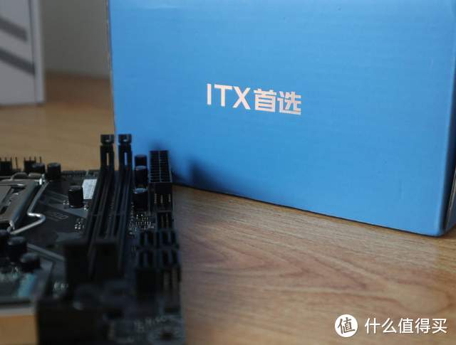 中年垃圾佬装机学习主机更新记：ITX小主机装机分享