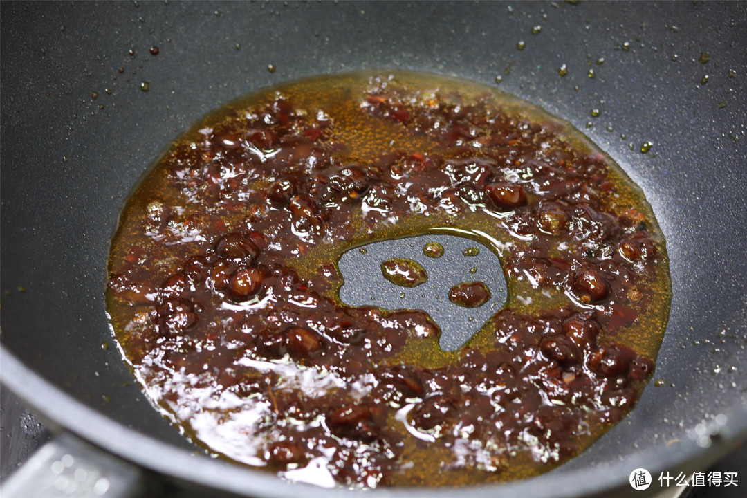 “资深吃肉爱好者”分享的排骨做法，没吃够的时候，有条件的试试