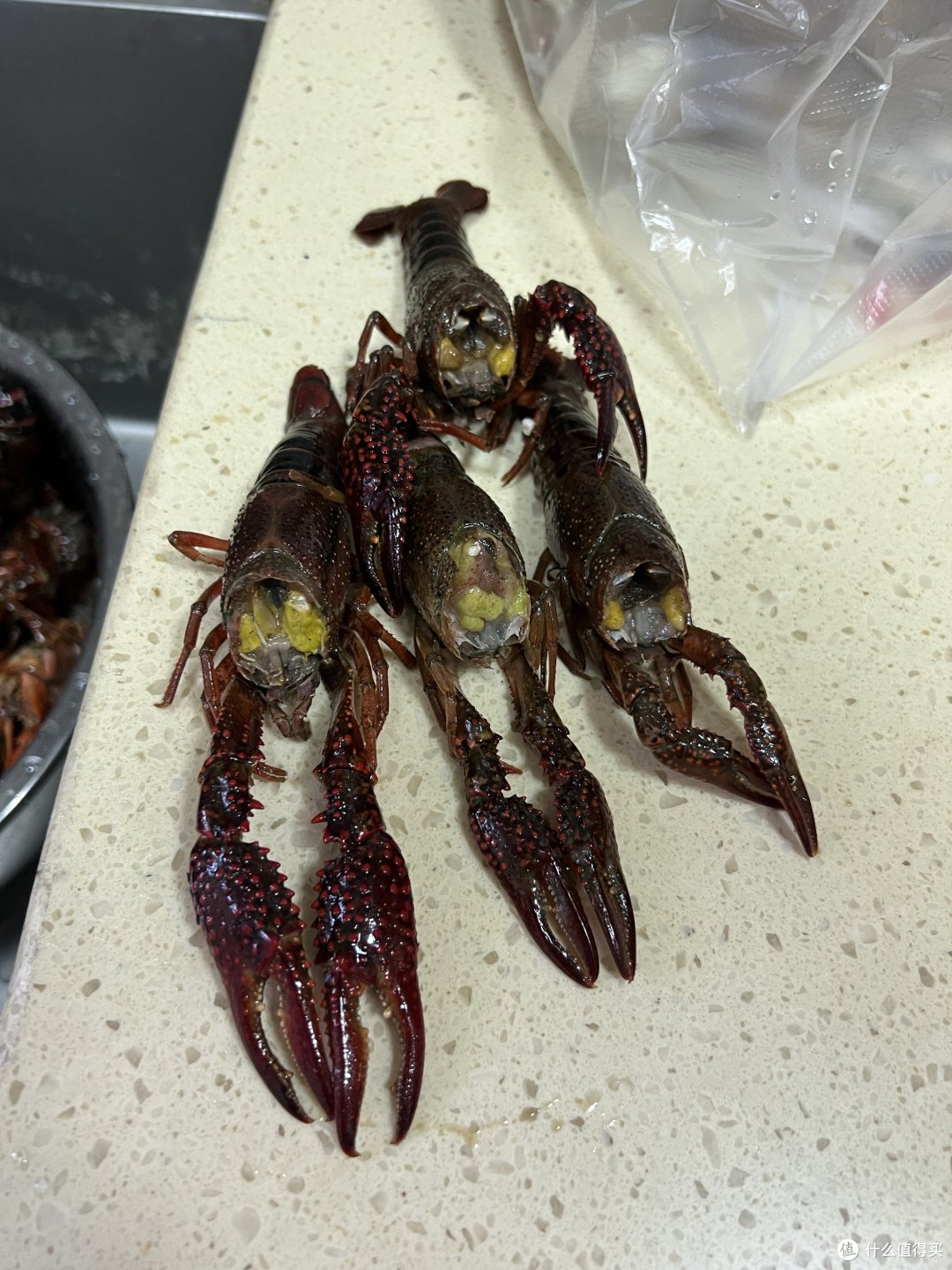 小龙虾满满的虾黄