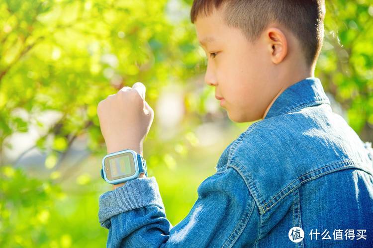 一表在手 安全无忧 还能微信——360儿童电话手表10X