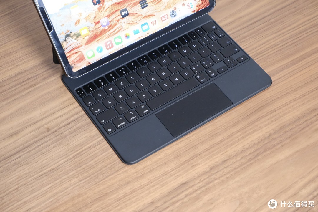 一周使用体验告诉你，iPad Pro能否替代MacBook胜任轻办公场景