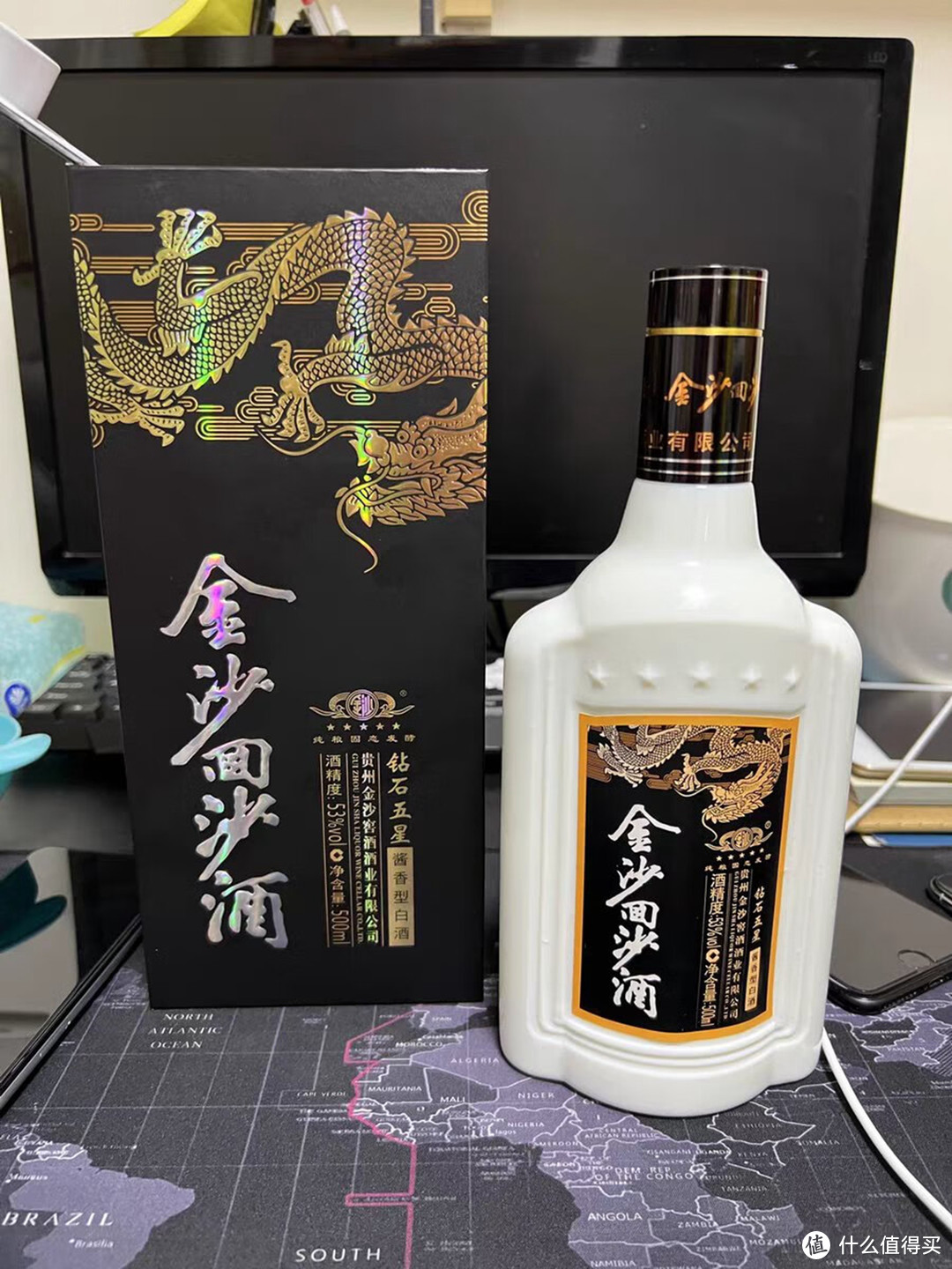 家里没有矿，茅台喝不起！这8款酱香酒值得推荐，都是200块左右的优质纯酿，好囤几箱