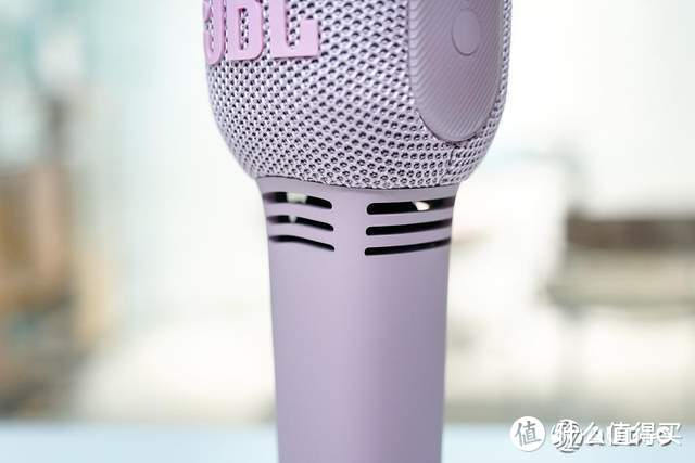 JBL KMC300麦克风使用评测，集K歌、音箱于一体，内置10种音效