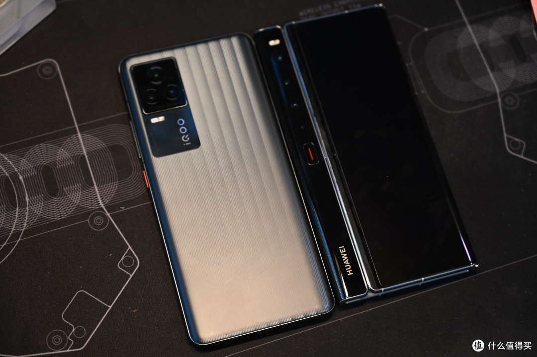 这就是现今最好的折叠屏华为matexs2开箱评测