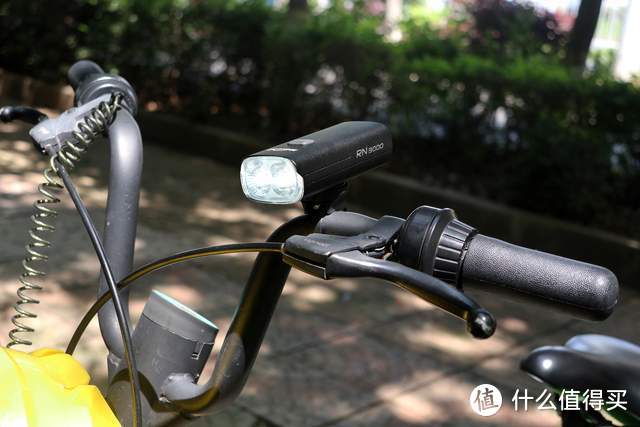 更亮更强的自行车灯 伴您夜晚安全骑行——迈极炫RN3000体验