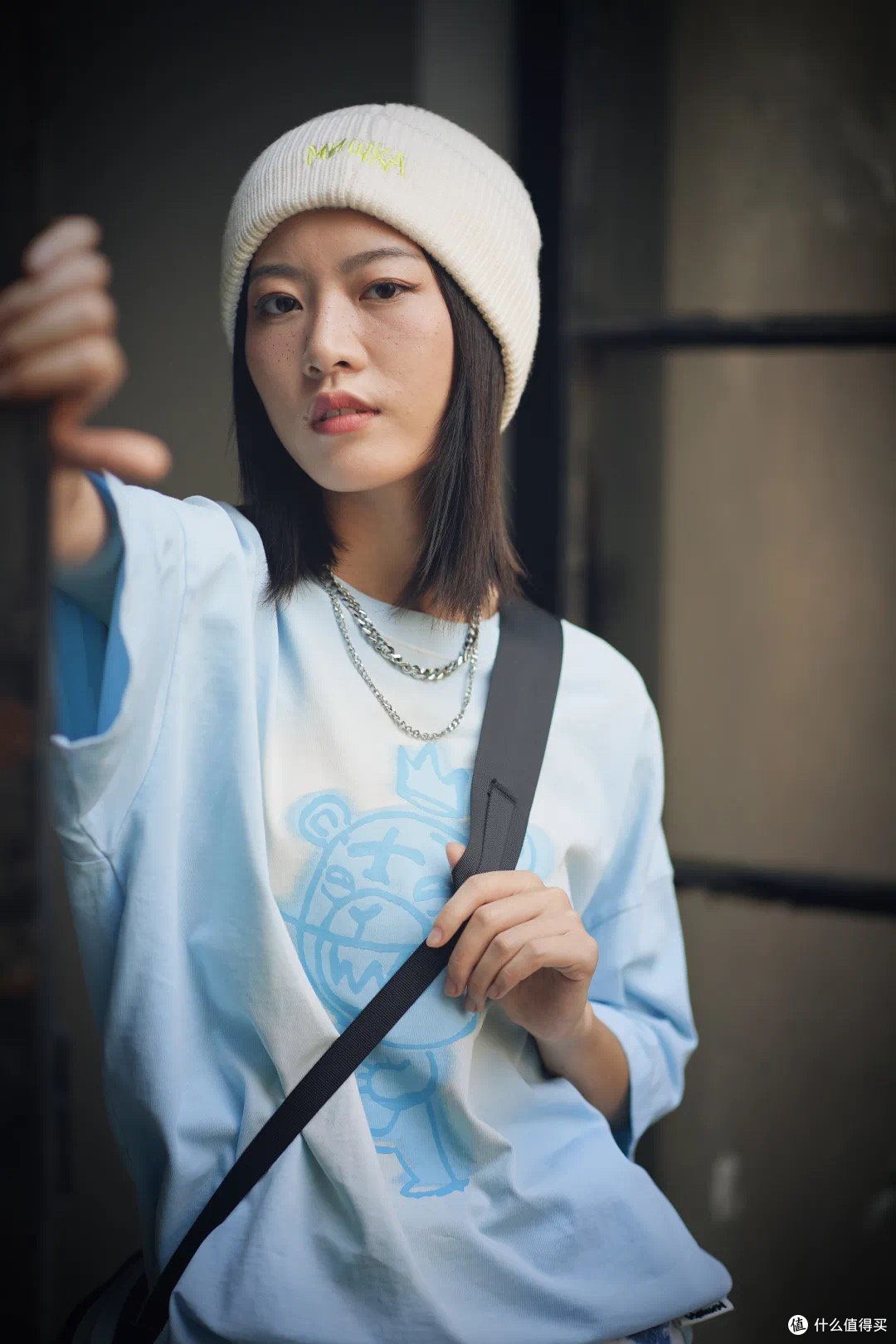 潮t是夏天的必备 穿搭小技巧_女装_什么值得买