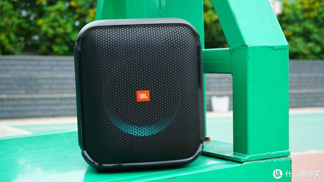 炫酷＋实用的JBL PartyBox音箱，让节奏布满你的生活