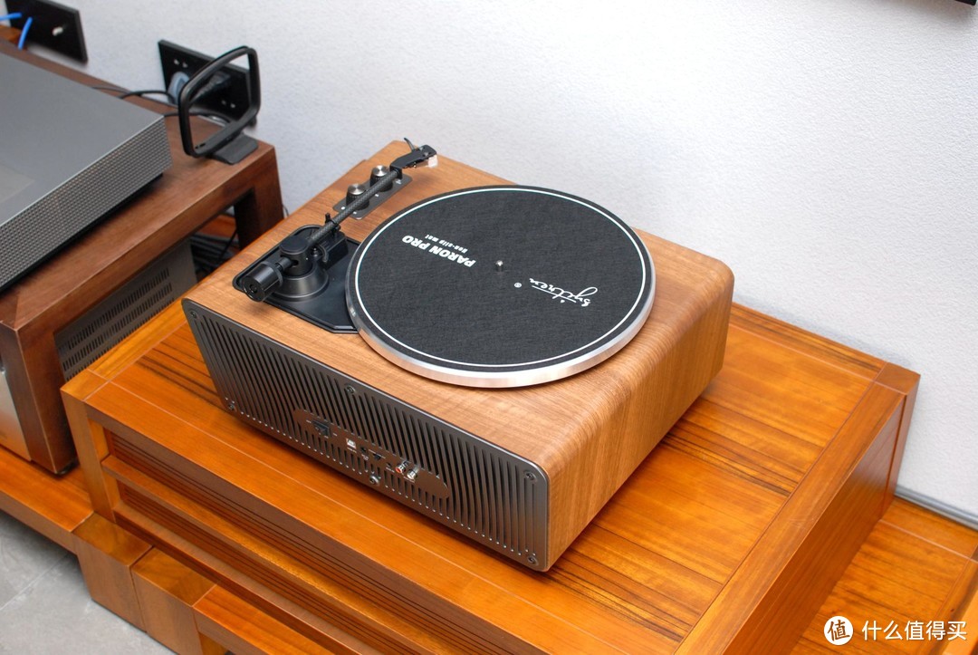 放一张过去的黑胶，听听那时的回忆：赛塔林PARON Pro黑胶唱机