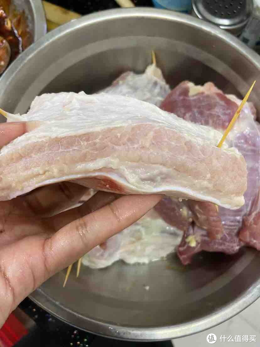 教你制作家庭版的粤菜咸蛋黄叉烧肉