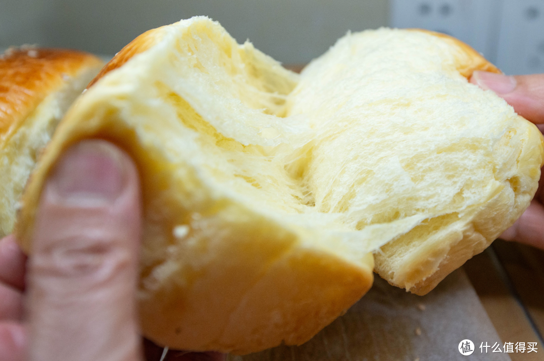 一个面团真的能做1000种面包吗？ 侃侃用厨师机实测万能面团配方，满足新手小白对烘焙的所有想象