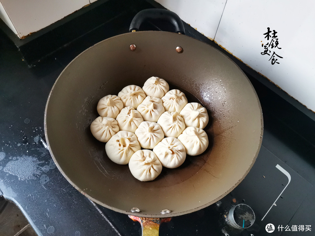 生煎明明是包子，为何上海称生煎馒头？做对3点在家做出美味生煎