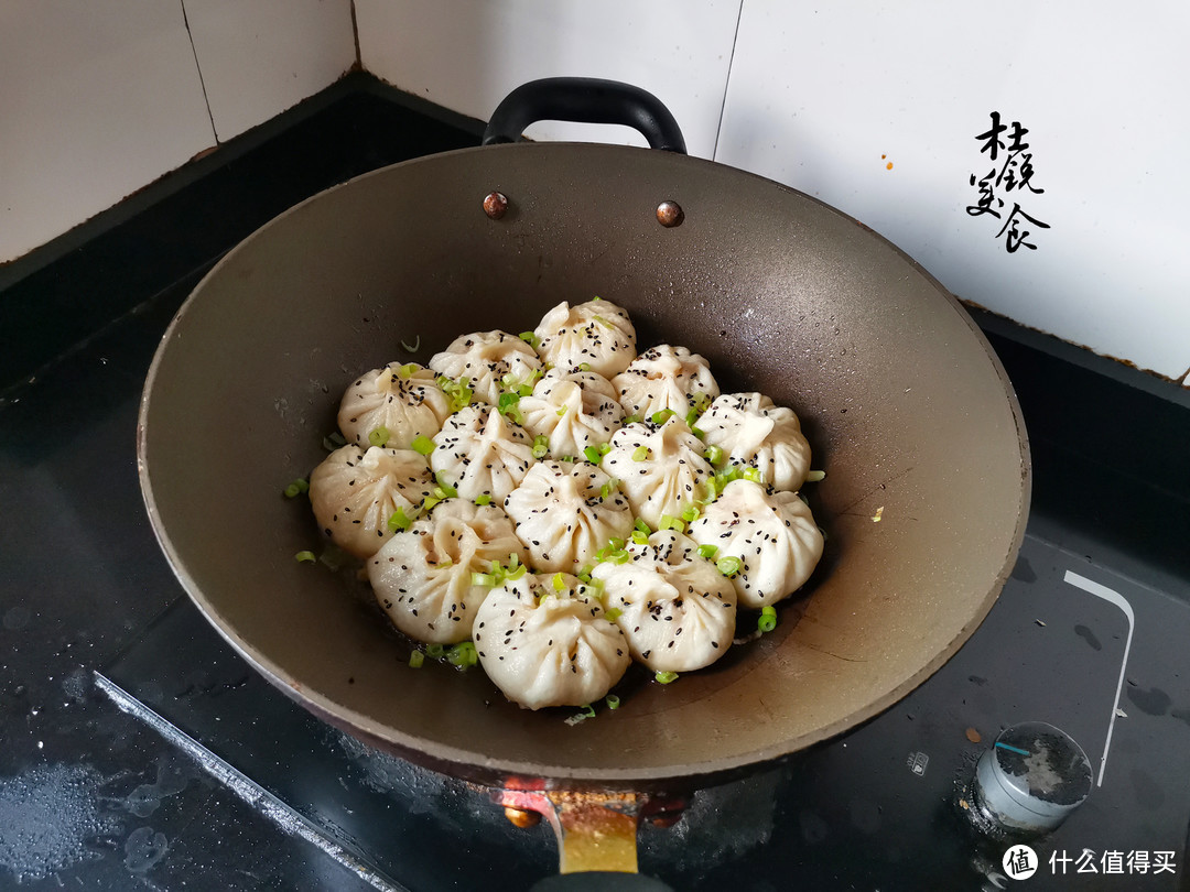 生煎明明是包子，为何上海称生煎馒头？做对3点在家做出美味生煎