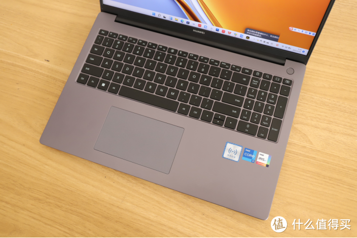 华为MateBook D 16评测：大屏高能且轻巧，首发Metaline天线技术