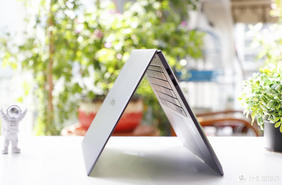 真的爽到起飞！就喜欢i9 Evo认证的性能旗舰：华为MateBook 16s测评