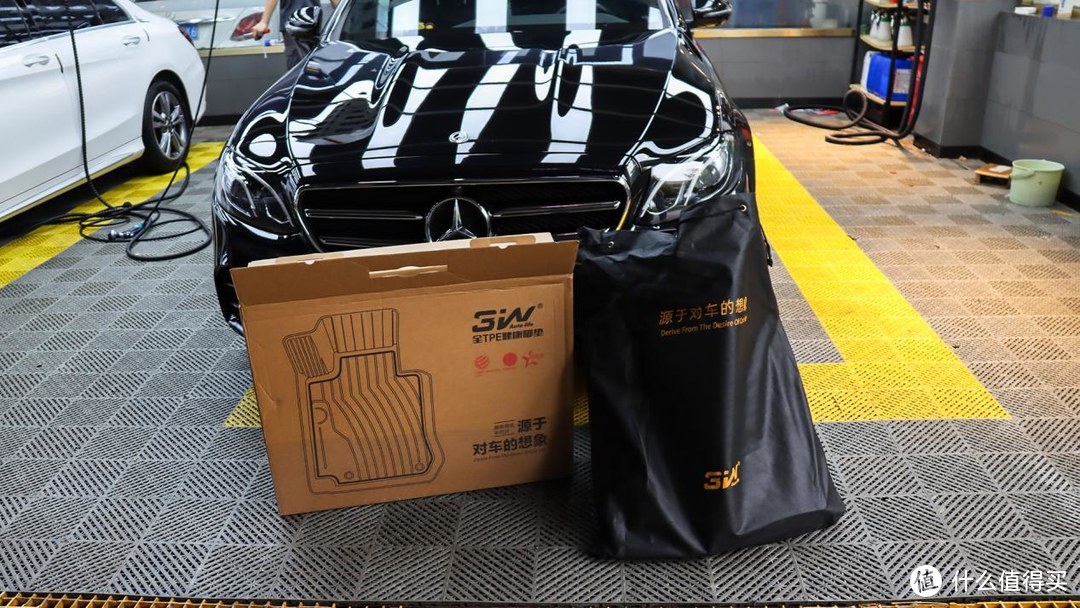 线下门店购入千元一套汽车脚垫，是否值得入手？