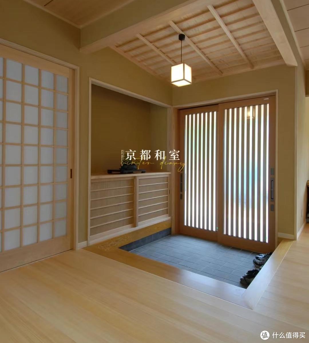 日式住宅的家里,几乎每家都是下沉式玄关的设计