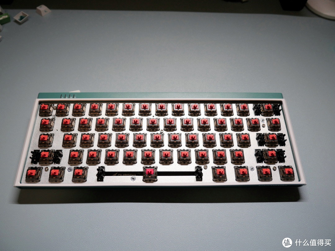 桌面精灵：小巧好用高颜值，杜伽K330w plus机械键盘使用体验