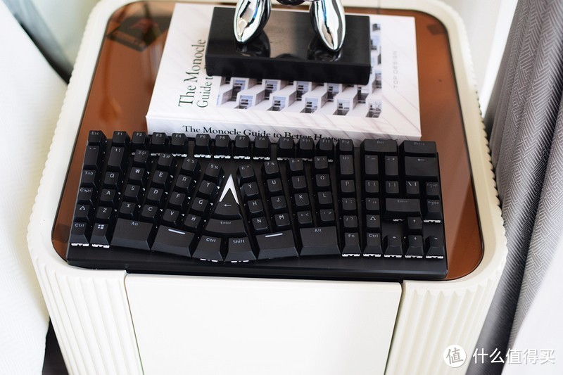 X-Bows Lite 原创设计人体工学机械键盘