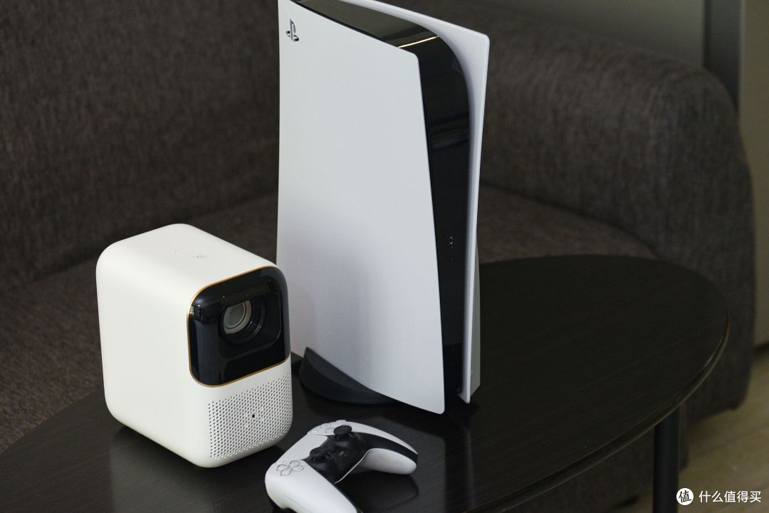 投影仪体验从未如此轻松惬意——小明Q1 Pro智能投影仪上手评测