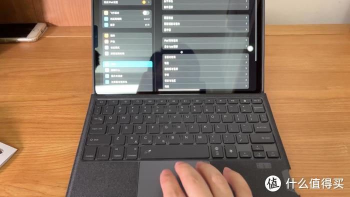 iPad提升效率、笔记绘画必备配件，WIWU平板键盘保护壳与触控笔