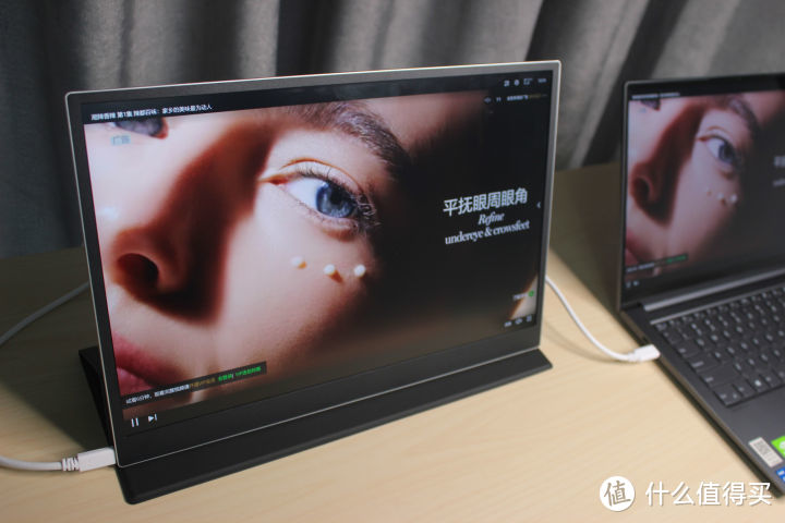 两款便携显示器对比，2.5K分辨率16：10屏幕，LG竟比不过小厂？